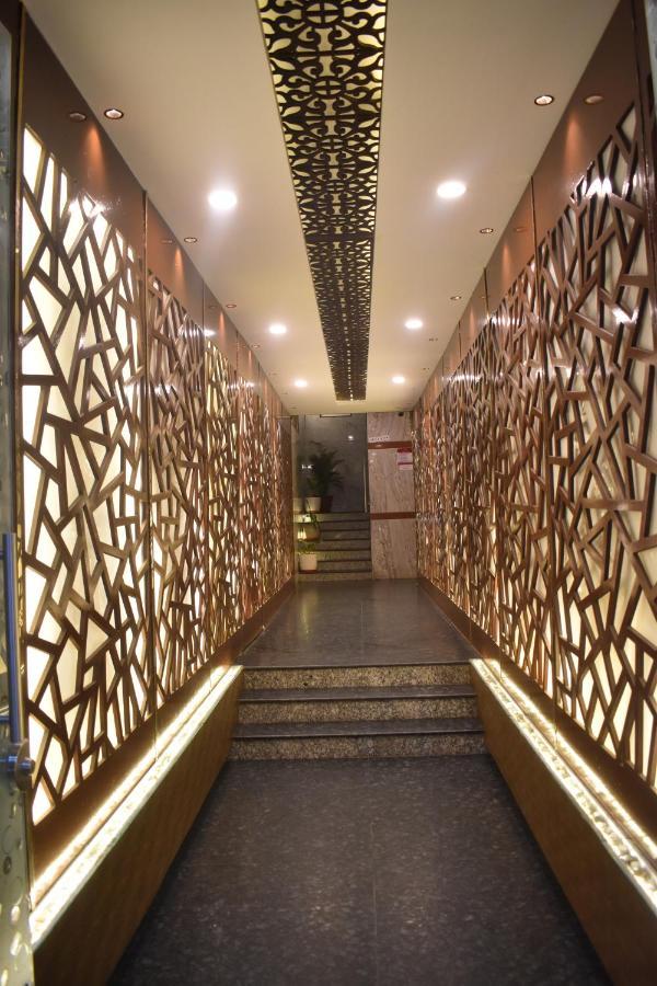 Hotel Ur Comforts Jayanagar Бенґалуру Екстер'єр фото